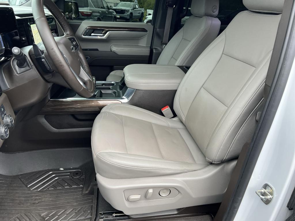 used 2024 Chevrolet Silverado 1500 car, priced at $52,998