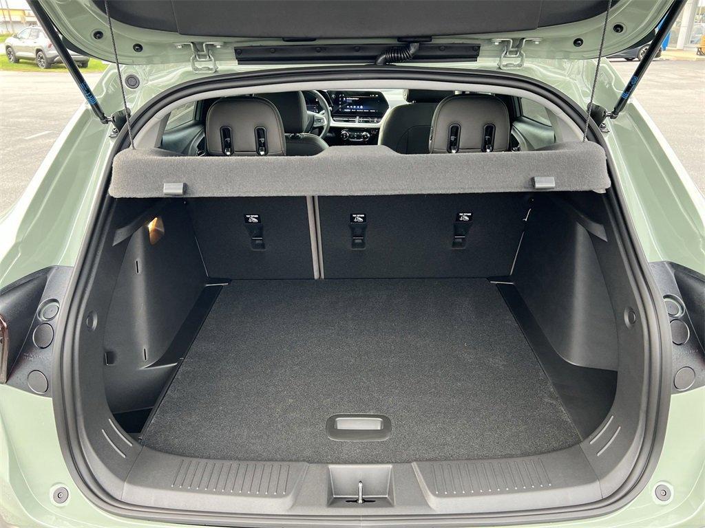 new 2025 Chevrolet Trax car, priced at $25,855