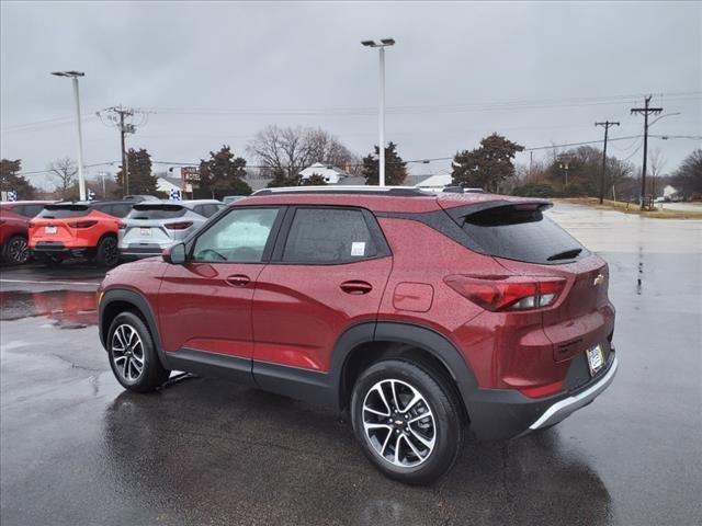 new 2025 Chevrolet TrailBlazer car, priced at $28,956