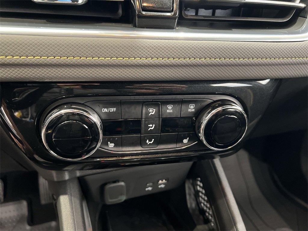 new 2025 Chevrolet TrailBlazer car, priced at $28,677