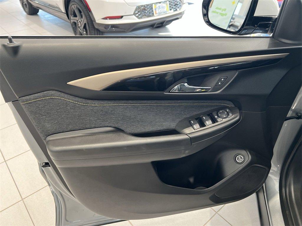 new 2025 Chevrolet TrailBlazer car, priced at $28,677