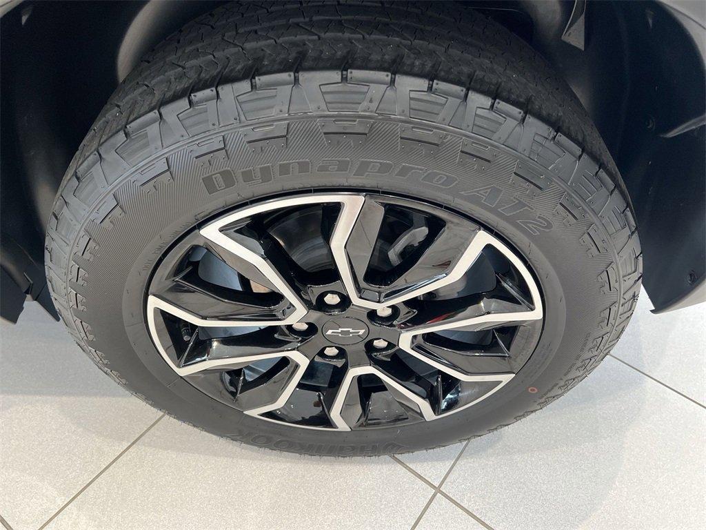 new 2025 Chevrolet TrailBlazer car, priced at $28,677