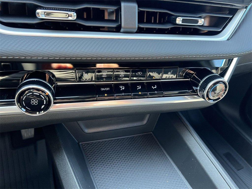new 2026 Chevrolet Equinox car, priced at $30,590