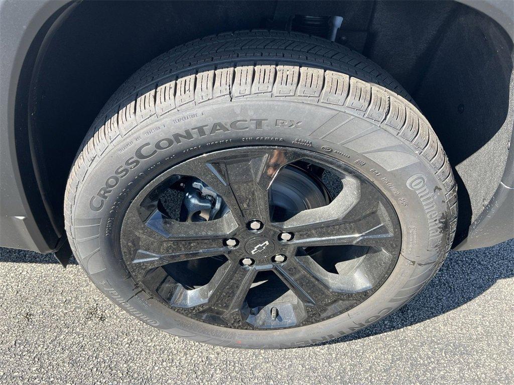 new 2026 Chevrolet Equinox car, priced at $30,590