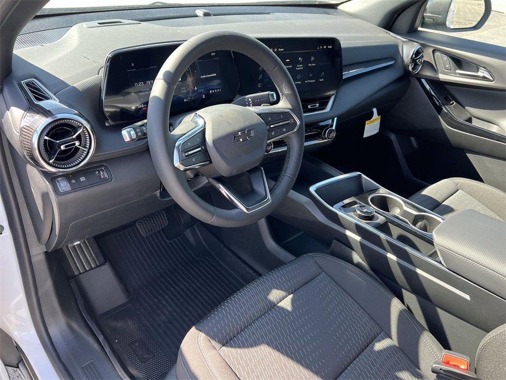 new 2026 Chevrolet Equinox car, priced at $30,590