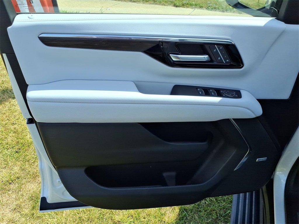 new 2025 Chevrolet Tahoe car, priced at $88,773