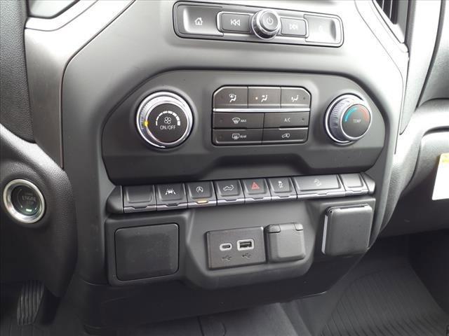 new 2024 Chevrolet Silverado 1500 car, priced at $46,550