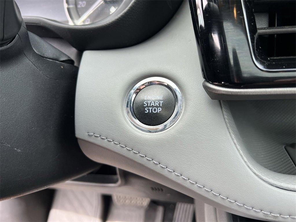used 2022 Toyota Highlander car, priced at $34,833