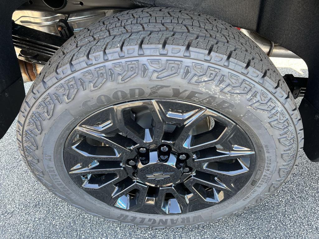 new 2025 Chevrolet Silverado 2500 car, priced at $88,317
