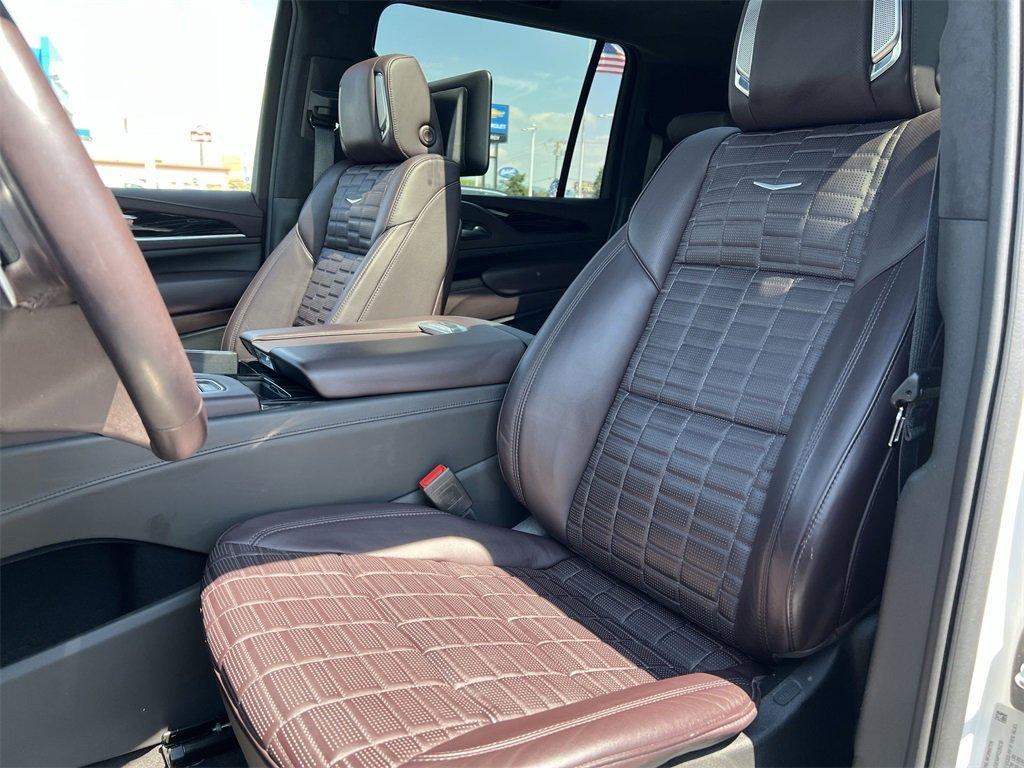 used 2023 Cadillac Escalade ESV car, priced at $117,813