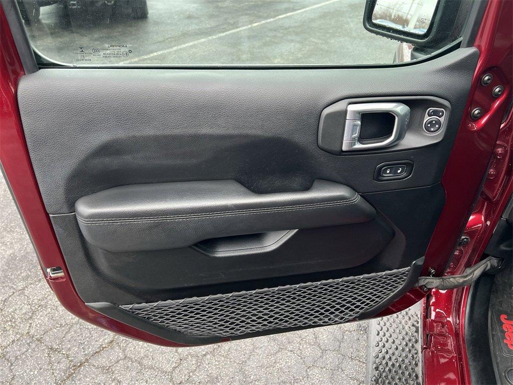 used 2021 Jeep Wrangler Unlimited car, priced at $27,091