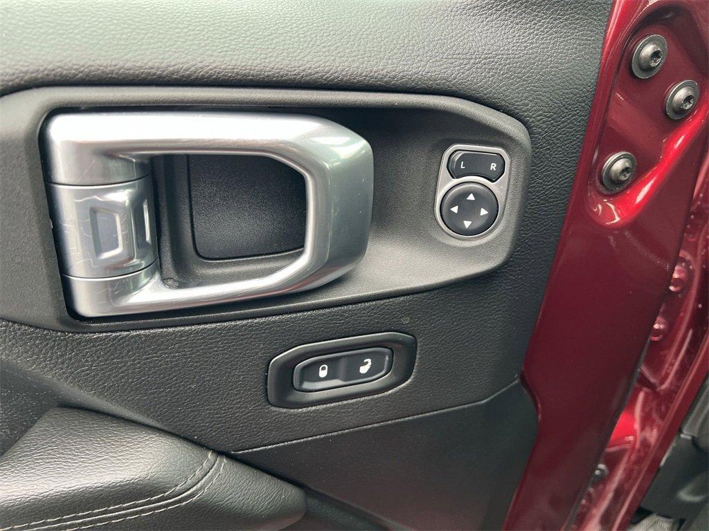 used 2021 Jeep Wrangler Unlimited car, priced at $27,091