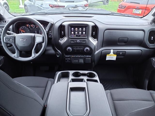 new 2025 Chevrolet Silverado 1500 car, priced at $53,136