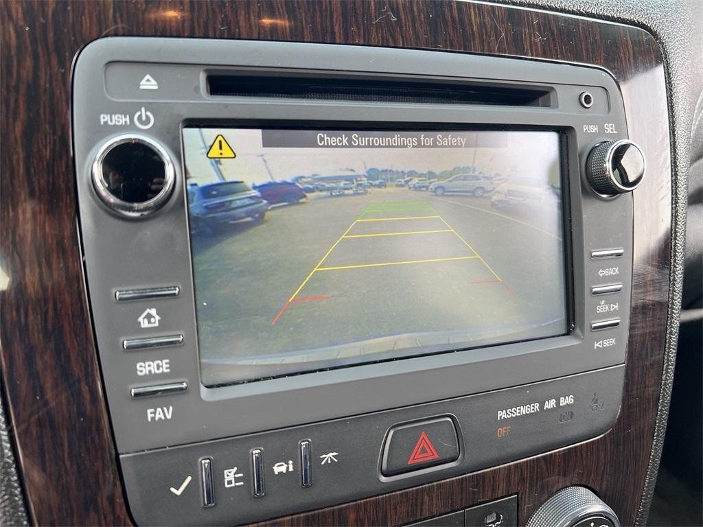 used 2015 Chevrolet Traverse car, priced at $13,889