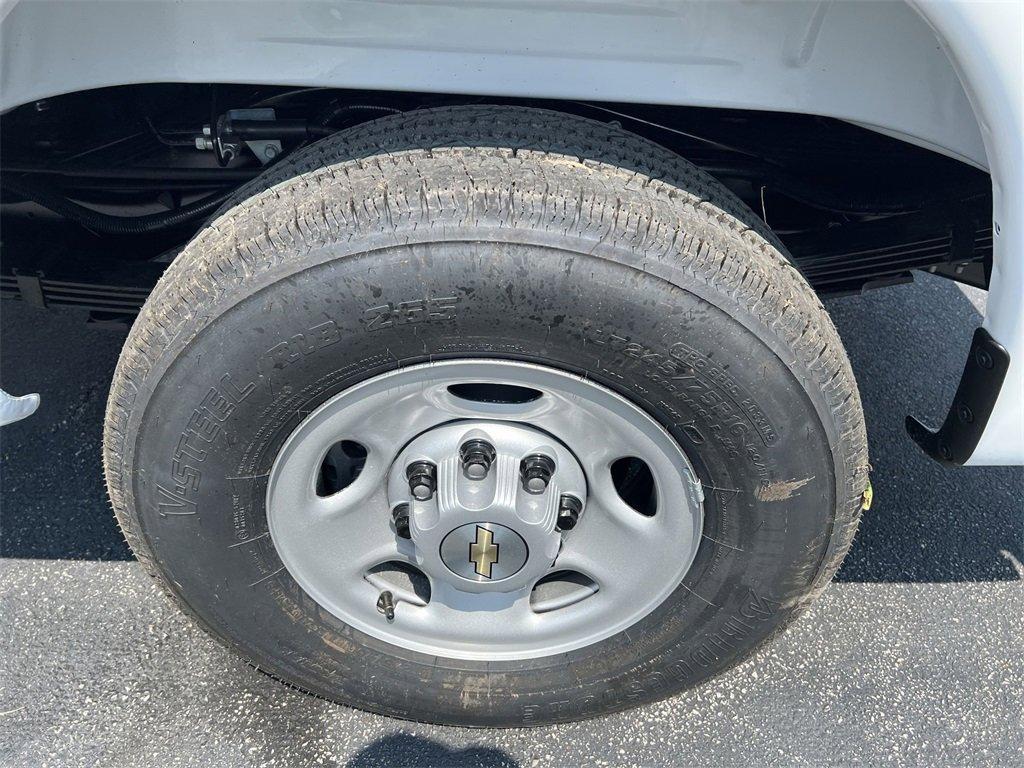 new 2025 Chevrolet Express 3500 car, priced at $48,530