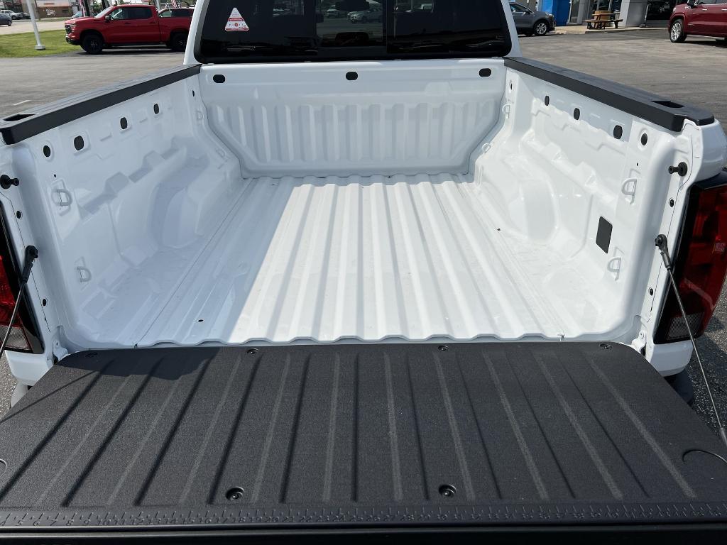 new 2025 Chevrolet Colorado car, priced at $32,956