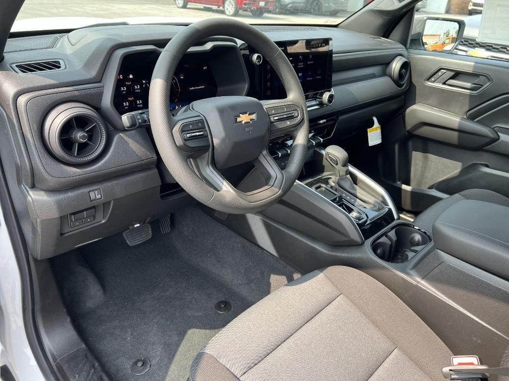 new 2025 Chevrolet Colorado car, priced at $32,956