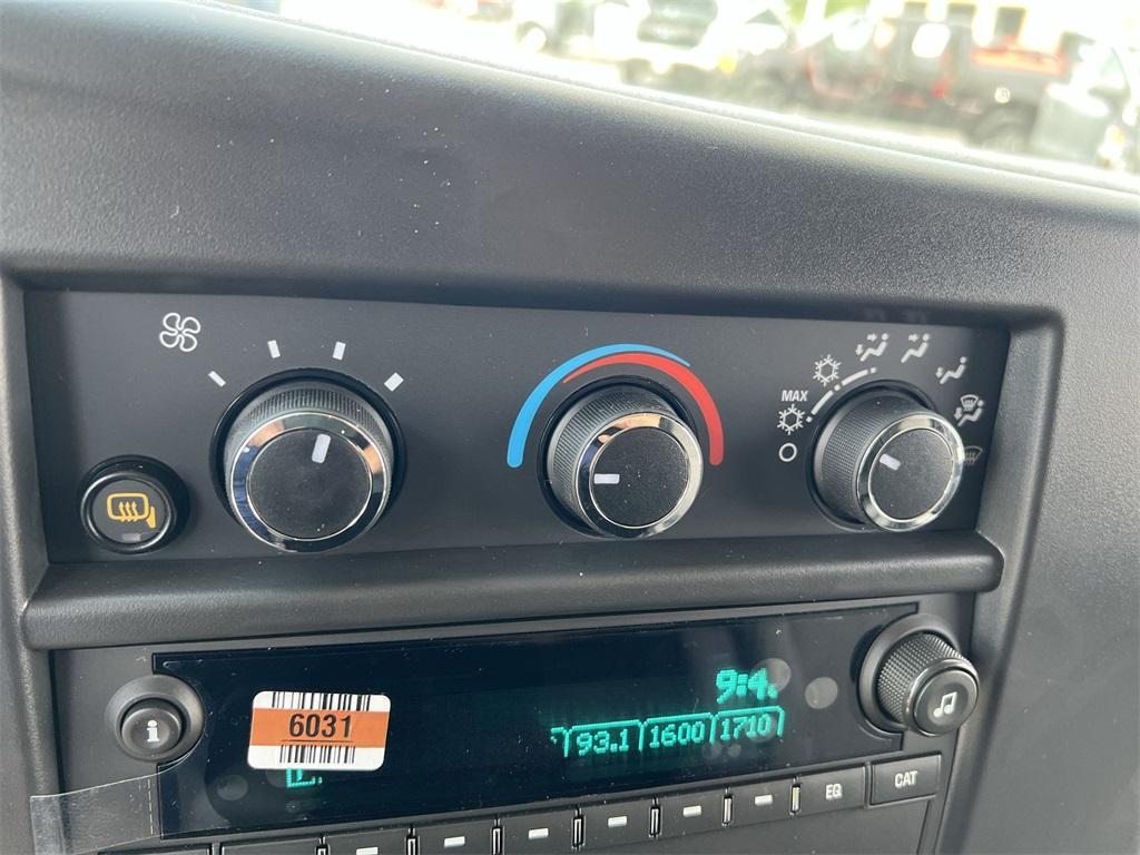 new 2025 Chevrolet Express 3500 car, priced at $48,630