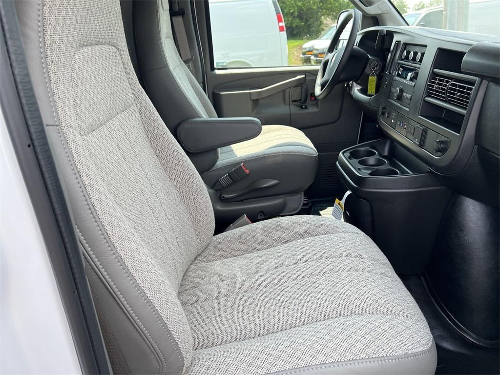 new 2025 Chevrolet Express 3500 car, priced at $48,630