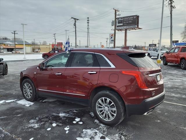 used 2017 Cadillac XT5 car, priced at $18,004