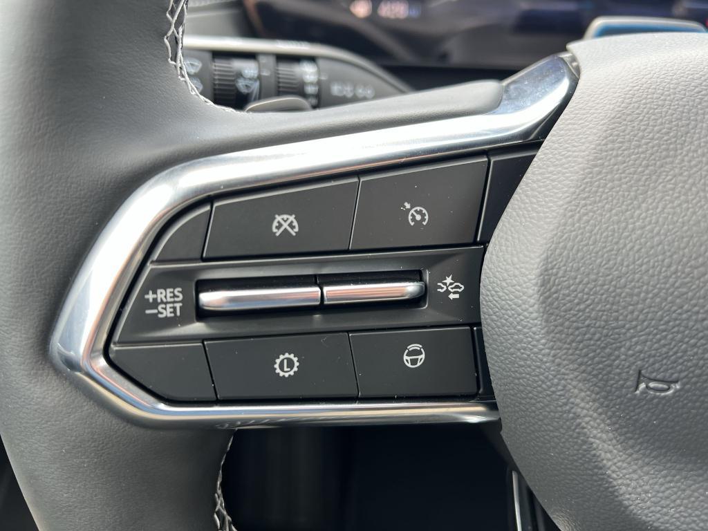new 2025 Chevrolet Traverse car, priced at $44,765