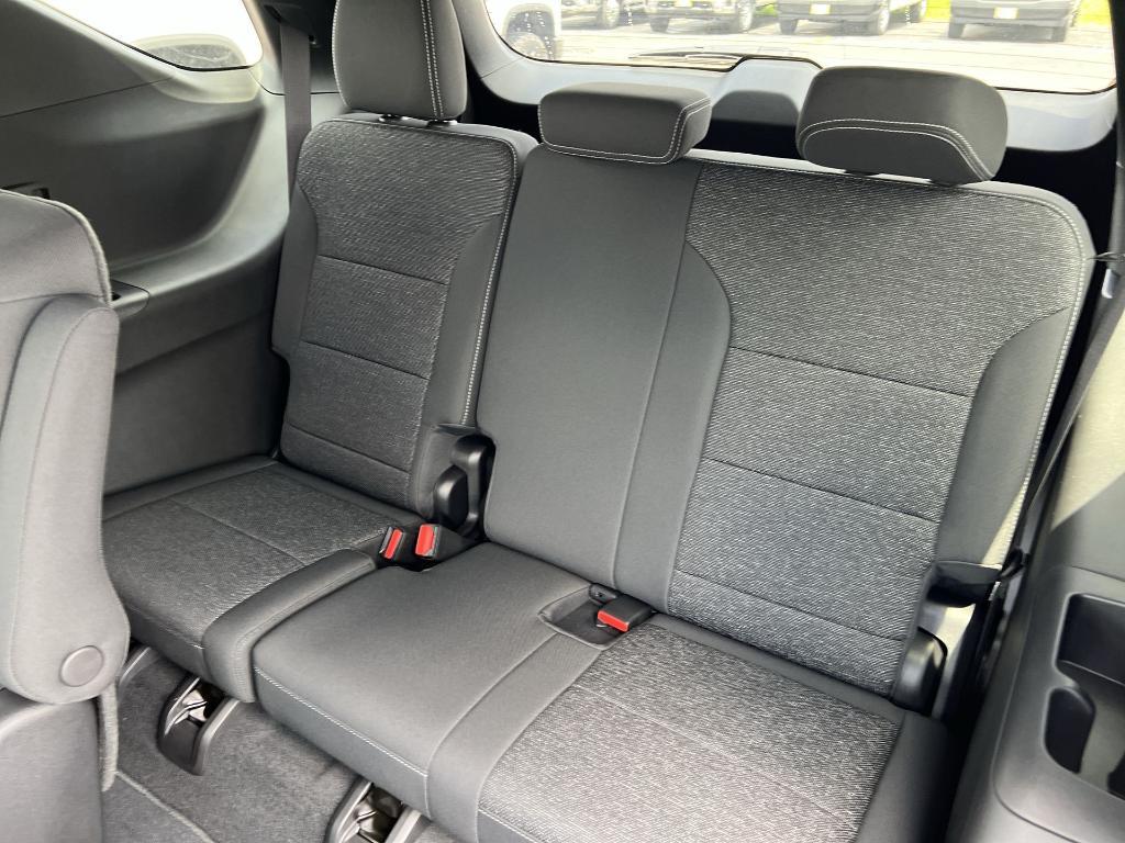 new 2025 Chevrolet Traverse car, priced at $44,765