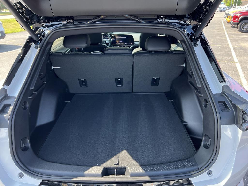 new 2025 Chevrolet Equinox EV car, priced at $52,330