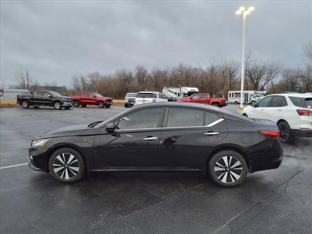 used 2022 Nissan Altima car, priced at $19,599