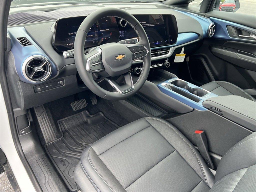 new 2025 Chevrolet Equinox EV car, priced at $38,185
