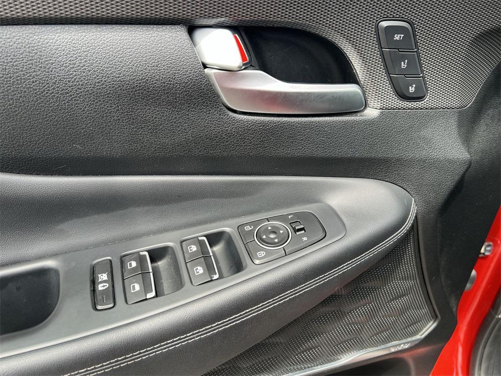 used 2019 Hyundai Santa Fe car, priced at $17,999