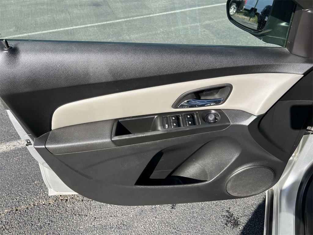 used 2013 Chevrolet Cruze car, priced at $7,555