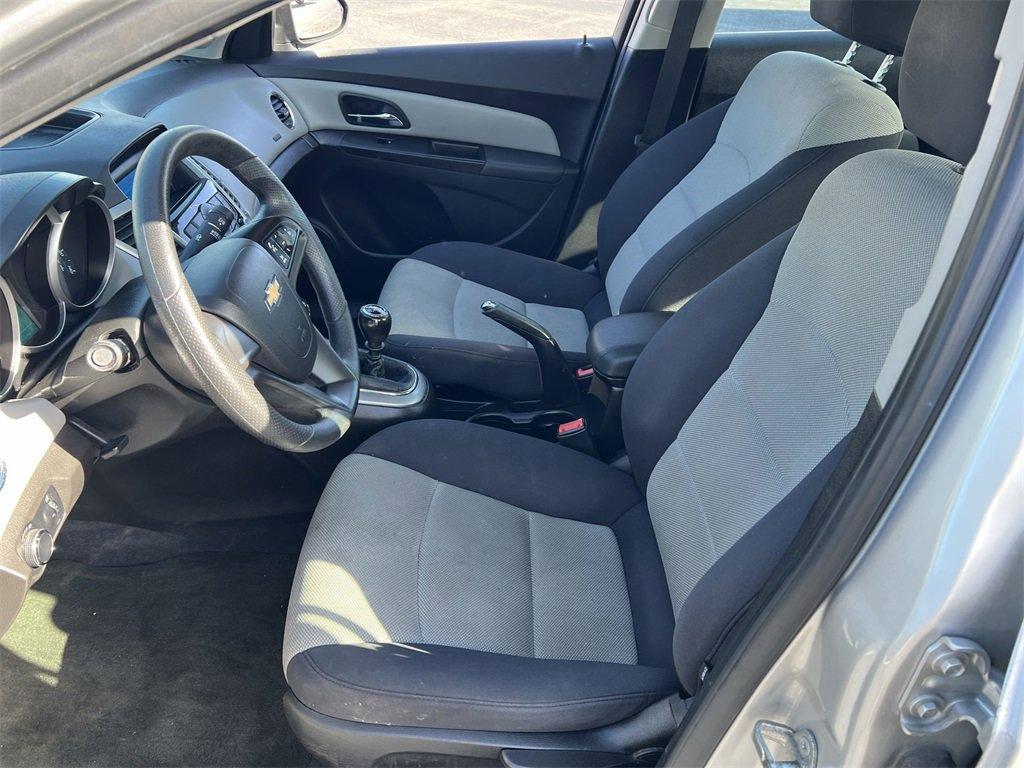 used 2013 Chevrolet Cruze car, priced at $7,555