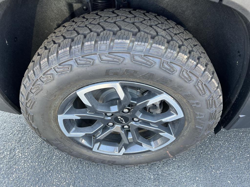new 2026 Chevrolet Equinox car, priced at $36,510
