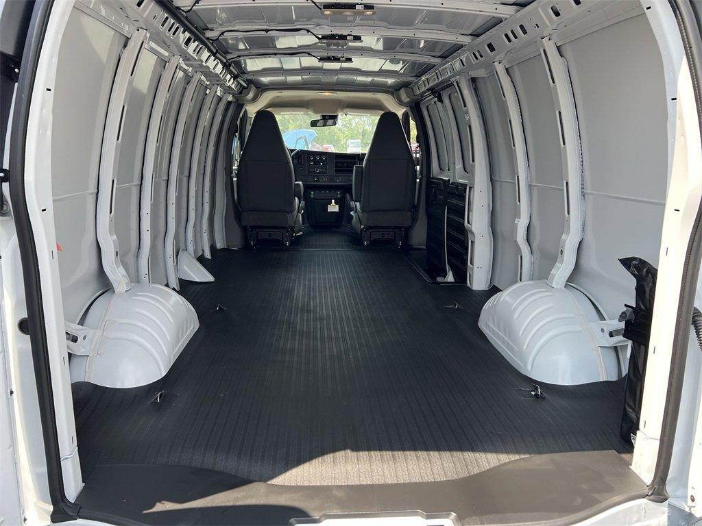 new 2025 Chevrolet Express 3500 car, priced at $48,030