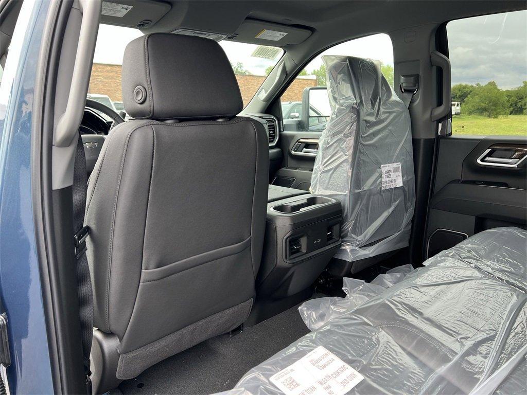 new 2025 Chevrolet Silverado 2500 car, priced at $73,633