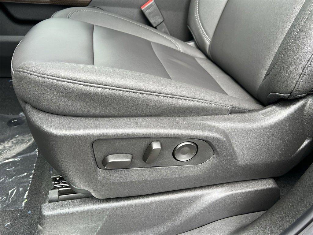 new 2025 Chevrolet Silverado 2500 car, priced at $73,633