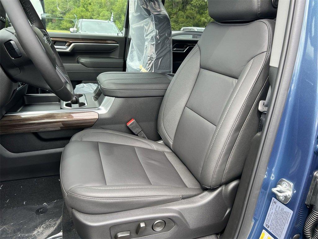 new 2025 Chevrolet Silverado 2500 car, priced at $73,633