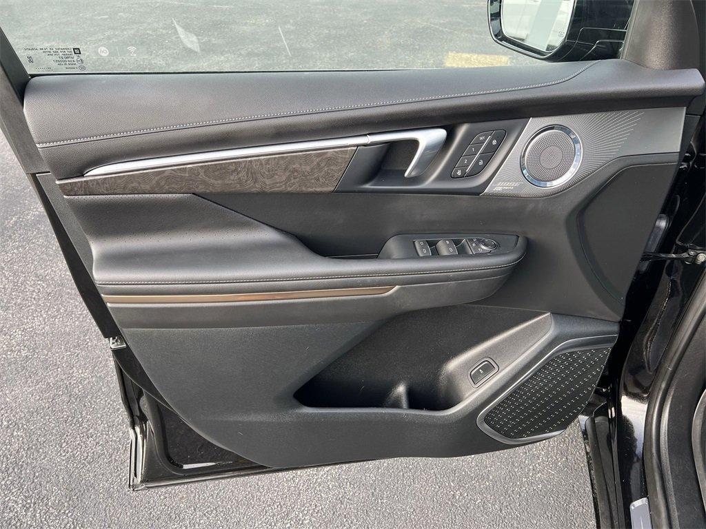 used 2025 Buick Enclave car, priced at $53,550