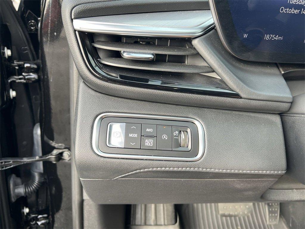 used 2025 Buick Enclave car, priced at $53,550