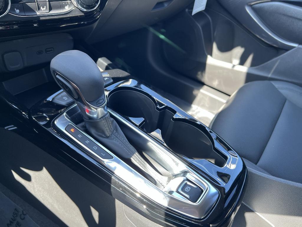 new 2025 Chevrolet Trax car, priced at $24,896