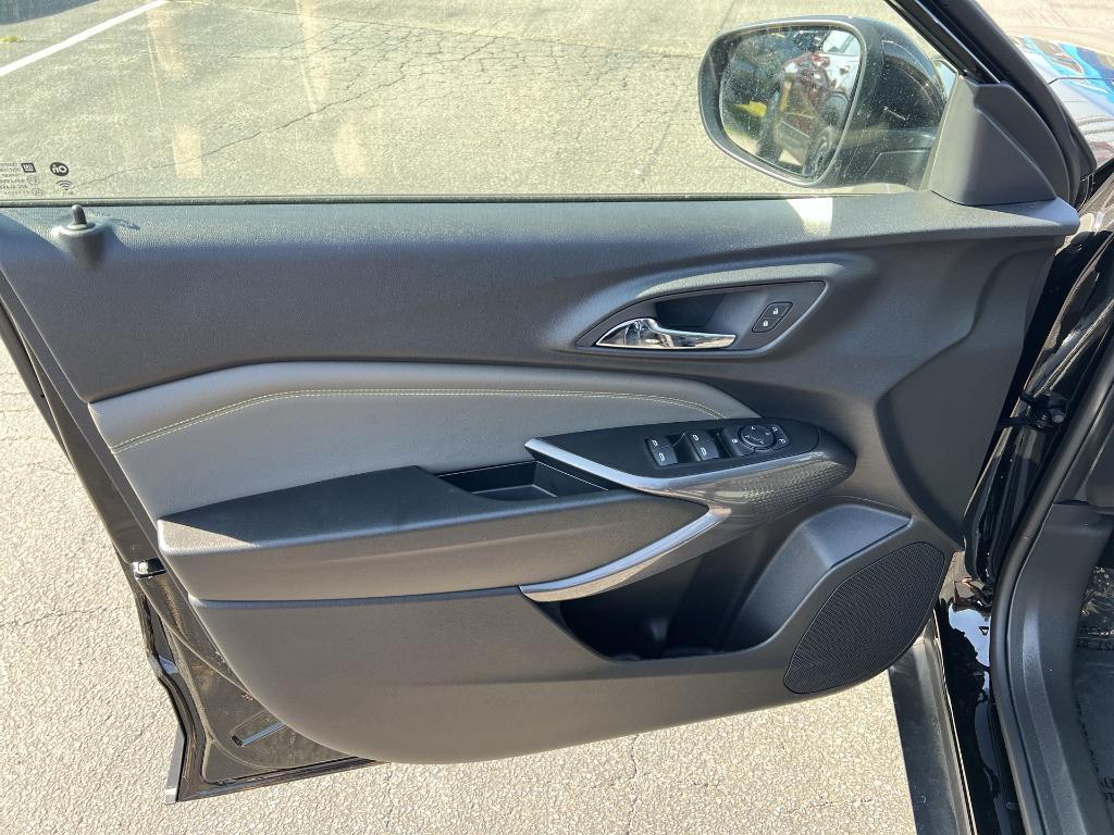 new 2025 Chevrolet Trax car, priced at $24,896