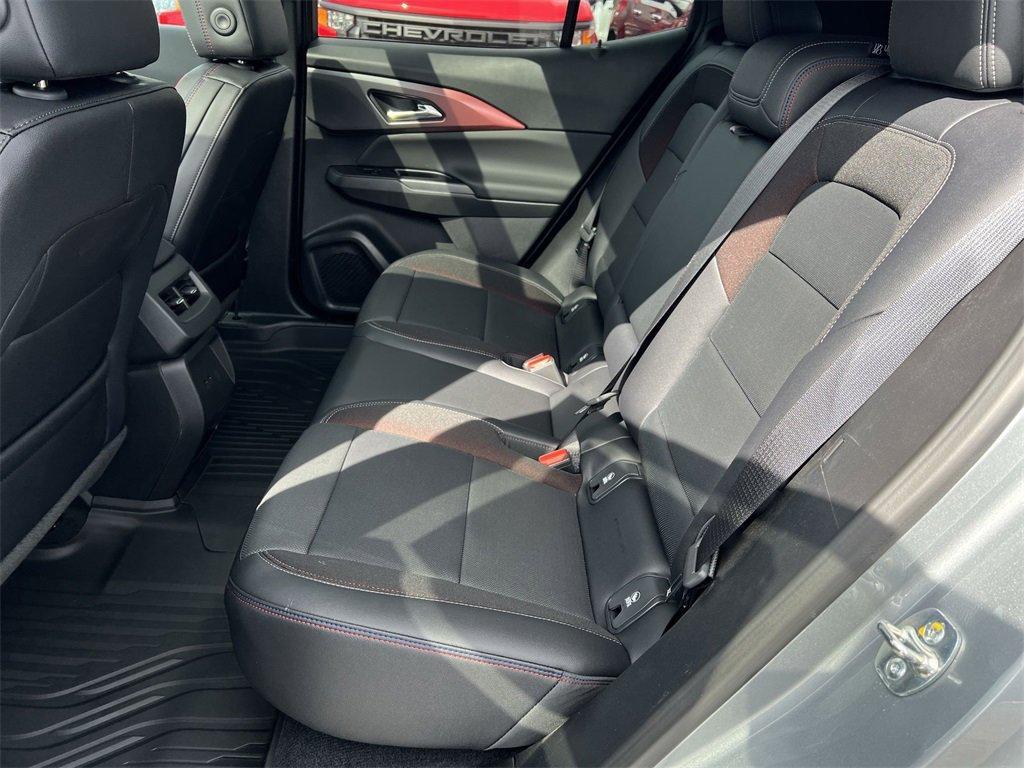 new 2025 Chevrolet Equinox EV car, priced at $39,810