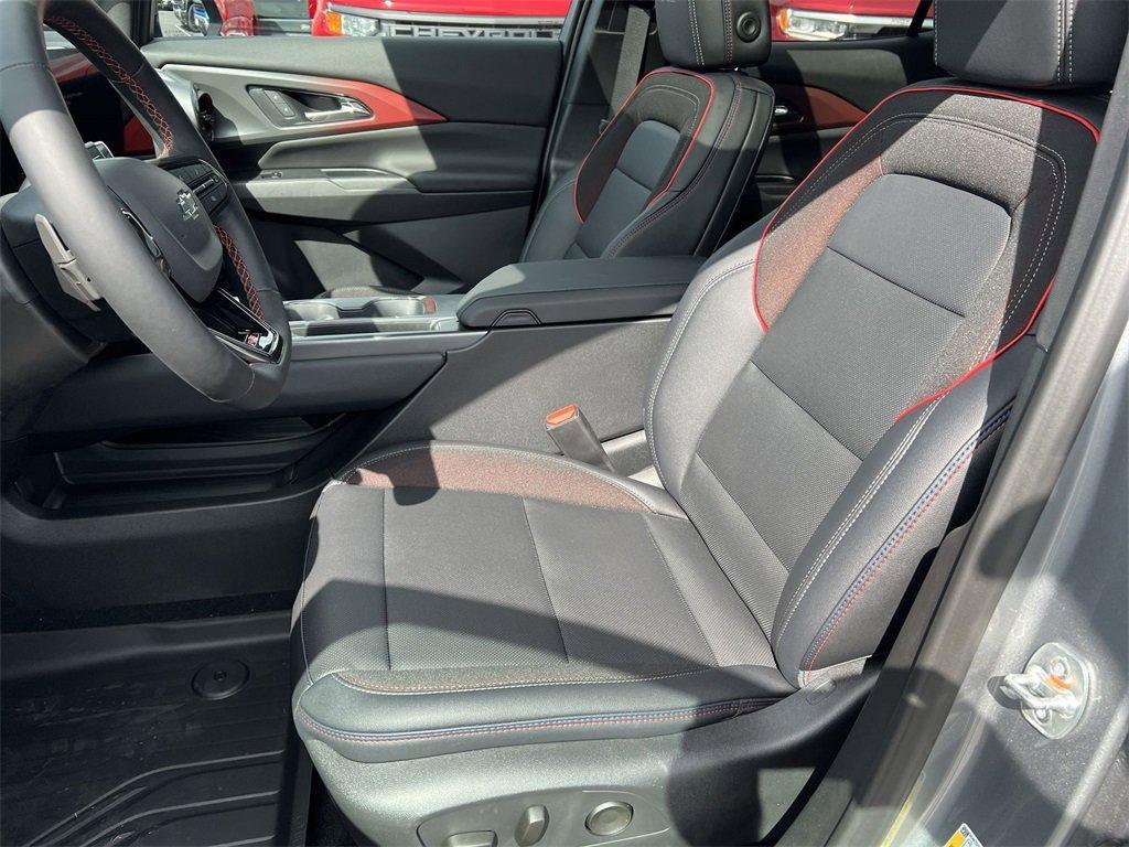 new 2025 Chevrolet Equinox EV car, priced at $39,810