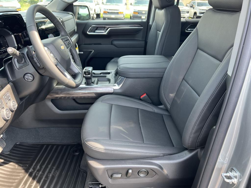 new 2025 Chevrolet Silverado 1500 car, priced at $60,164