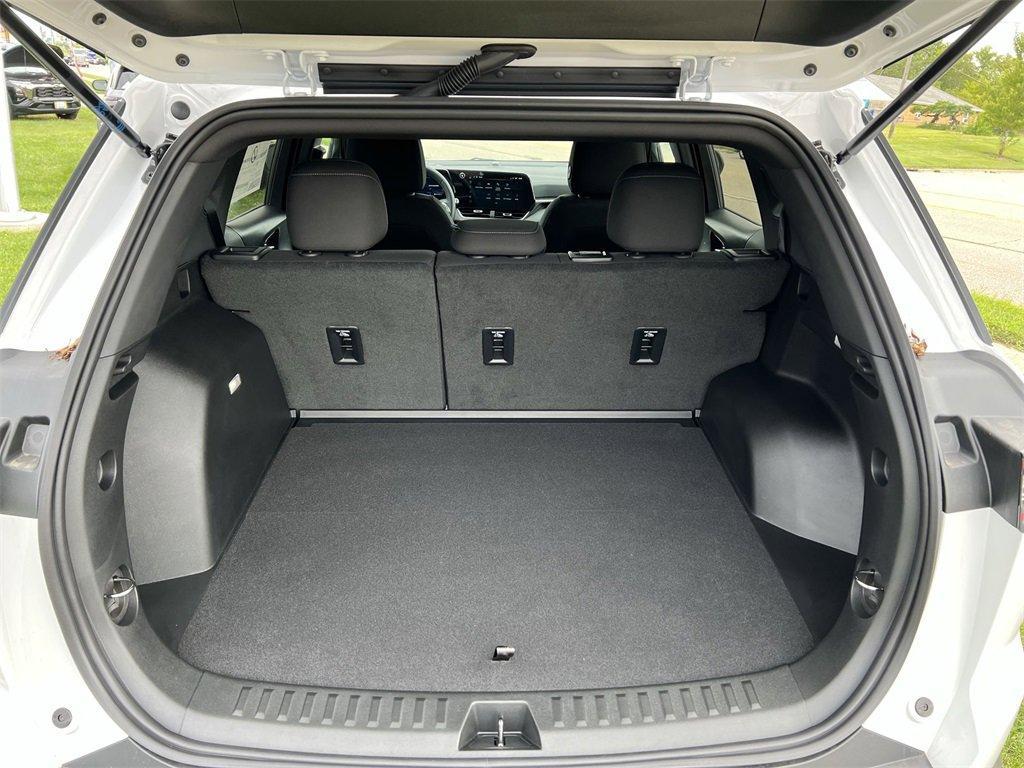 new 2026 Chevrolet Equinox car, priced at $29,488