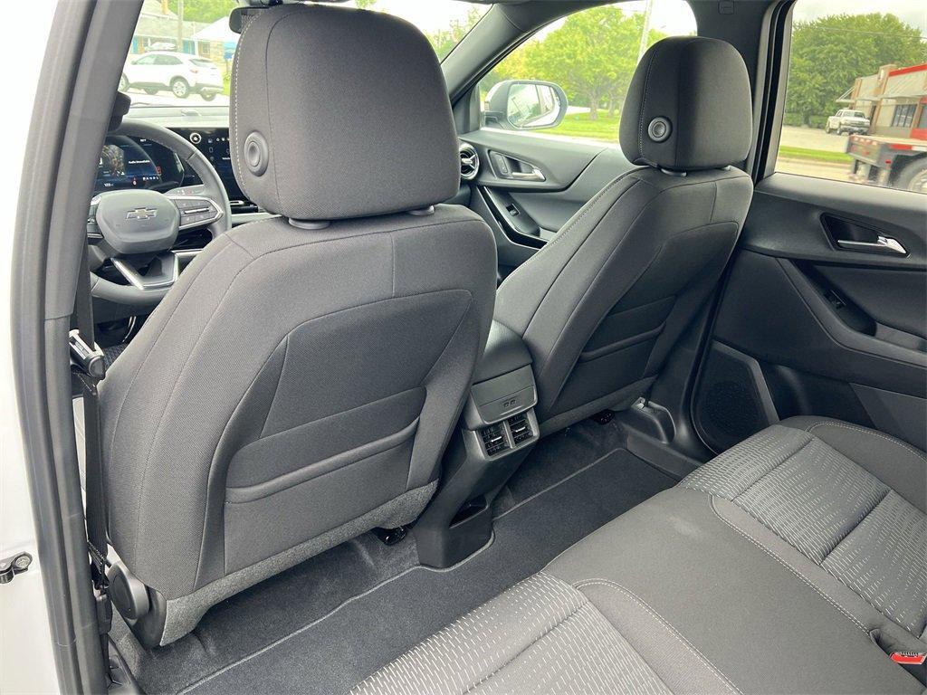 new 2026 Chevrolet Equinox car, priced at $29,488