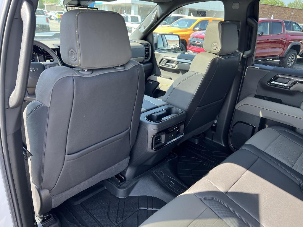 new 2025 Chevrolet Silverado 1500 car, priced at $70,688