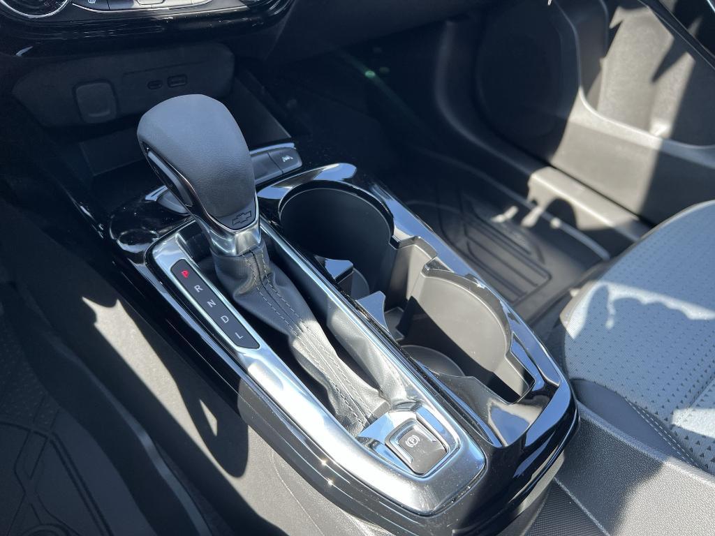 new 2025 Chevrolet Trax car, priced at $24,836
