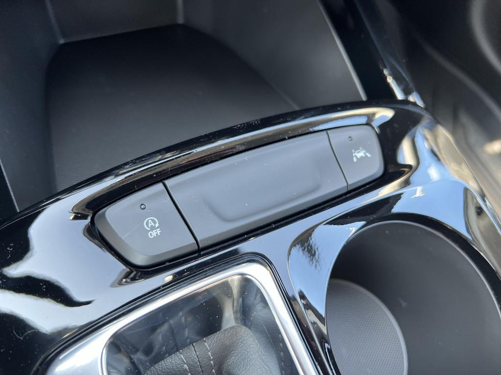 new 2025 Chevrolet Trax car, priced at $24,836