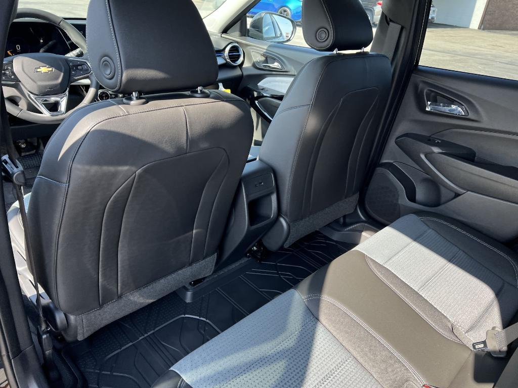 new 2025 Chevrolet Trax car, priced at $24,836